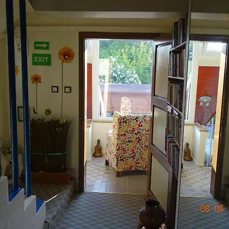 Oda ve Kahvaltı Berk